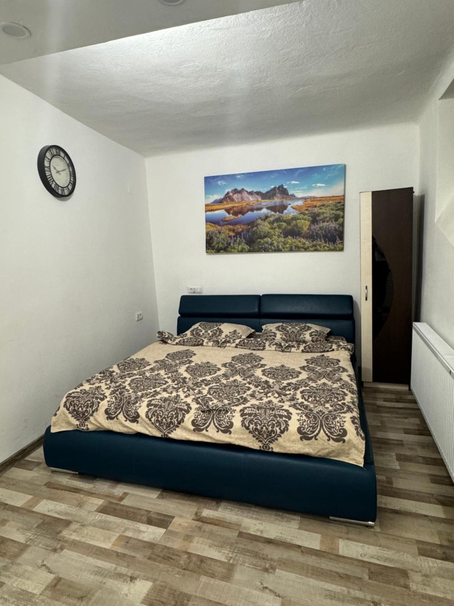 ブラショフApartament Diaconu Coresiアパートメント エクステリア 写真